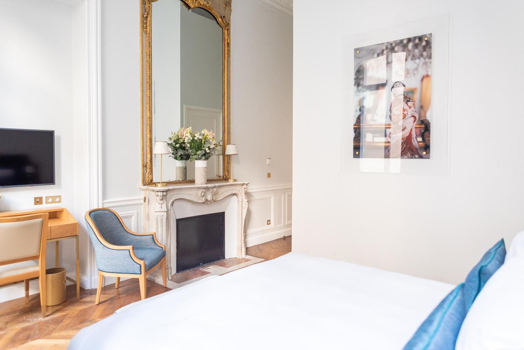 Hotel Alfred Sommier Paris Ngoại thất bức ảnh A room at the hotel